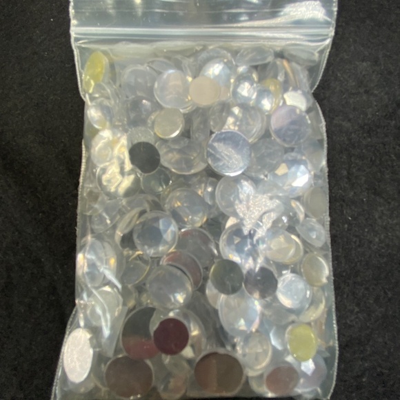 Awesome Large craft bundle, mostly new sealed bags to create various projects - Picture 13 of 15